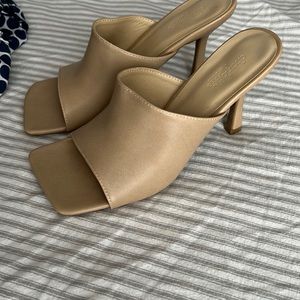 Tan slip on heel size 7.5